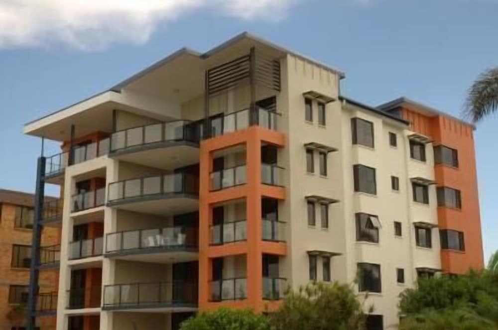 Pacific Reef by Kacys — 4-Star Luxury Hotel in Bargara, Australia