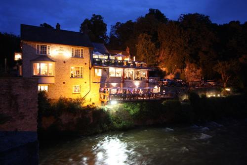 The Charlton Arms — 4-Star Luxury Hotel in Ludlow, United Kingdom