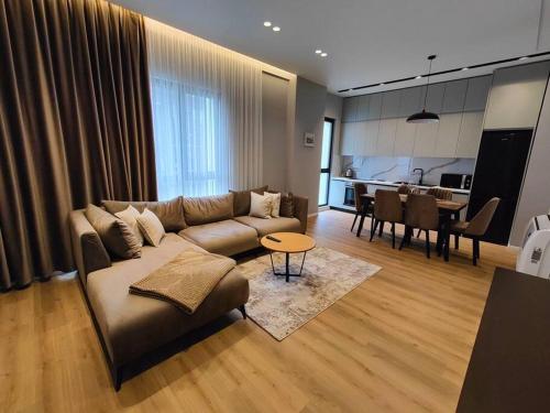 Tirana Ideal Apartment — 4-Star Luxury Hotel in Tirana, Albania
