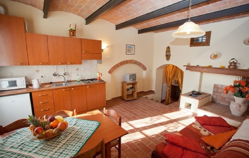 Terre di Toscana — 4-Star Luxury Hotel in Terricciola, Italy