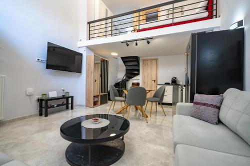LEX & LUX 3 Levels Maisonette — 4-Star Luxury Hotel in Athens, Greece