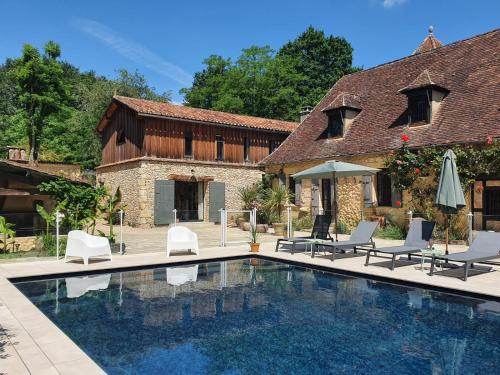 Gites de Charme Le Bibendome Et Les Mots Bleus En Pleine Foret - last minute hotel in Unknown City