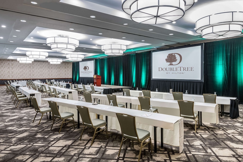 DoubleTree by Hilton Denver Aurora - photo 29
