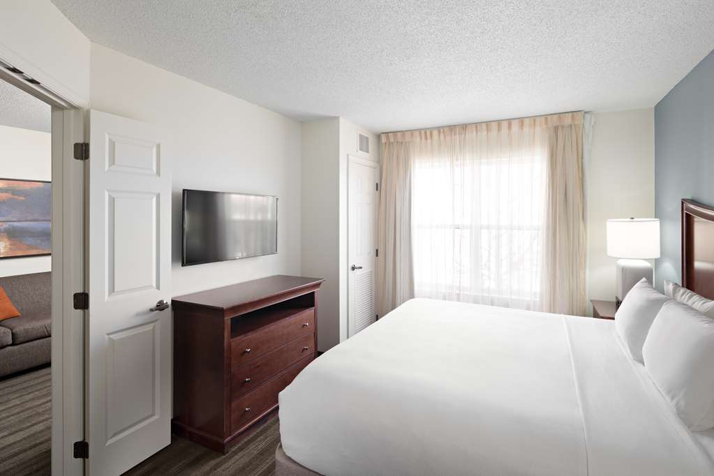 Hyatt House Herndon Reston - photo 14