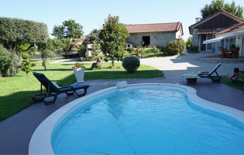 Le refuge - carbon neutral hotel in Tondela
