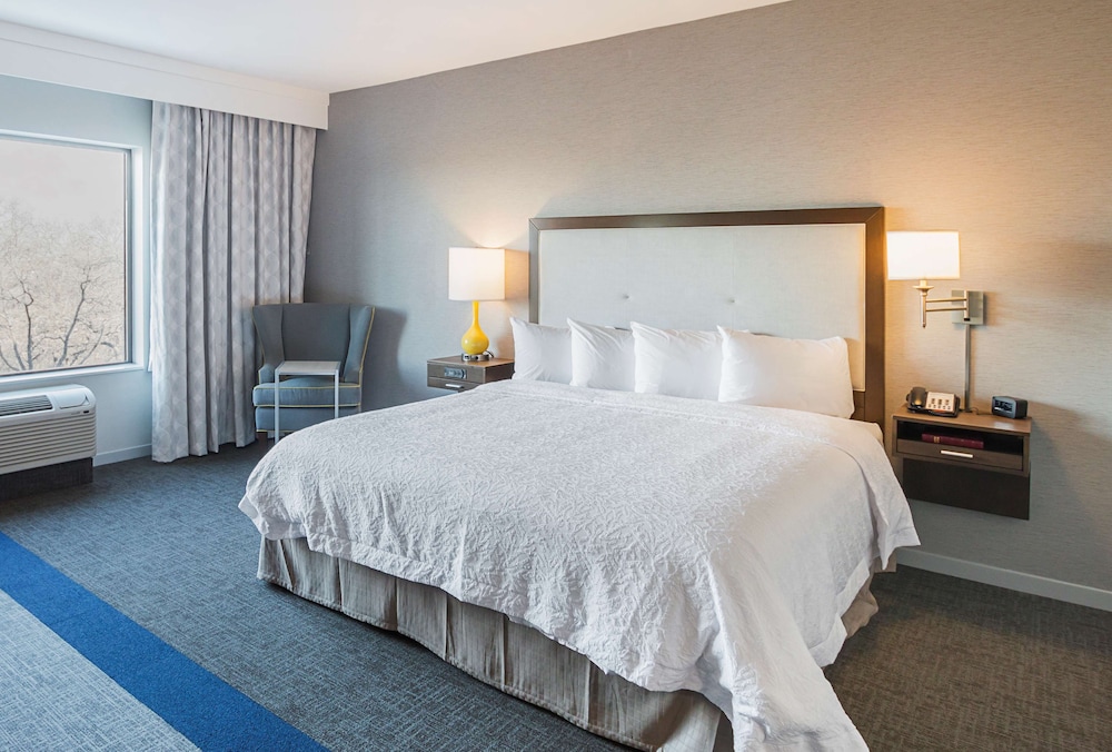 Hampton Inn & Suites Colleyville DFW Airport West - photo 10