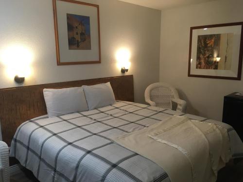 Pine View Motel - photo 59