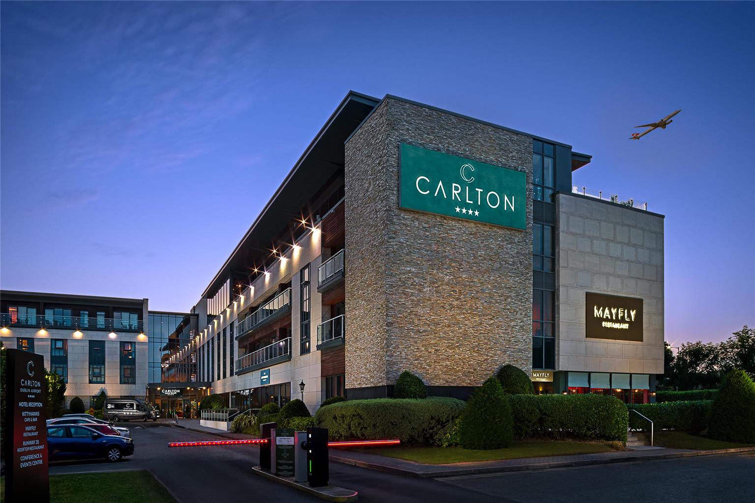Carlton Hotel Dublin Airport — 4-Star Luxury Hotel in Dublin, Republic of Ireland