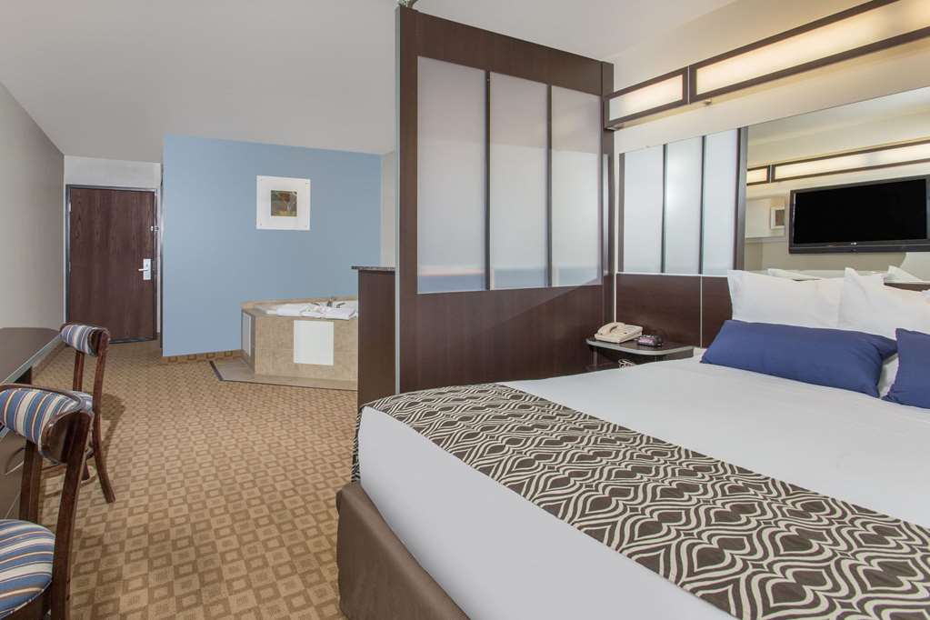 Microtel Inn & Suites by Wyndham Klamath Falls - photo 13
