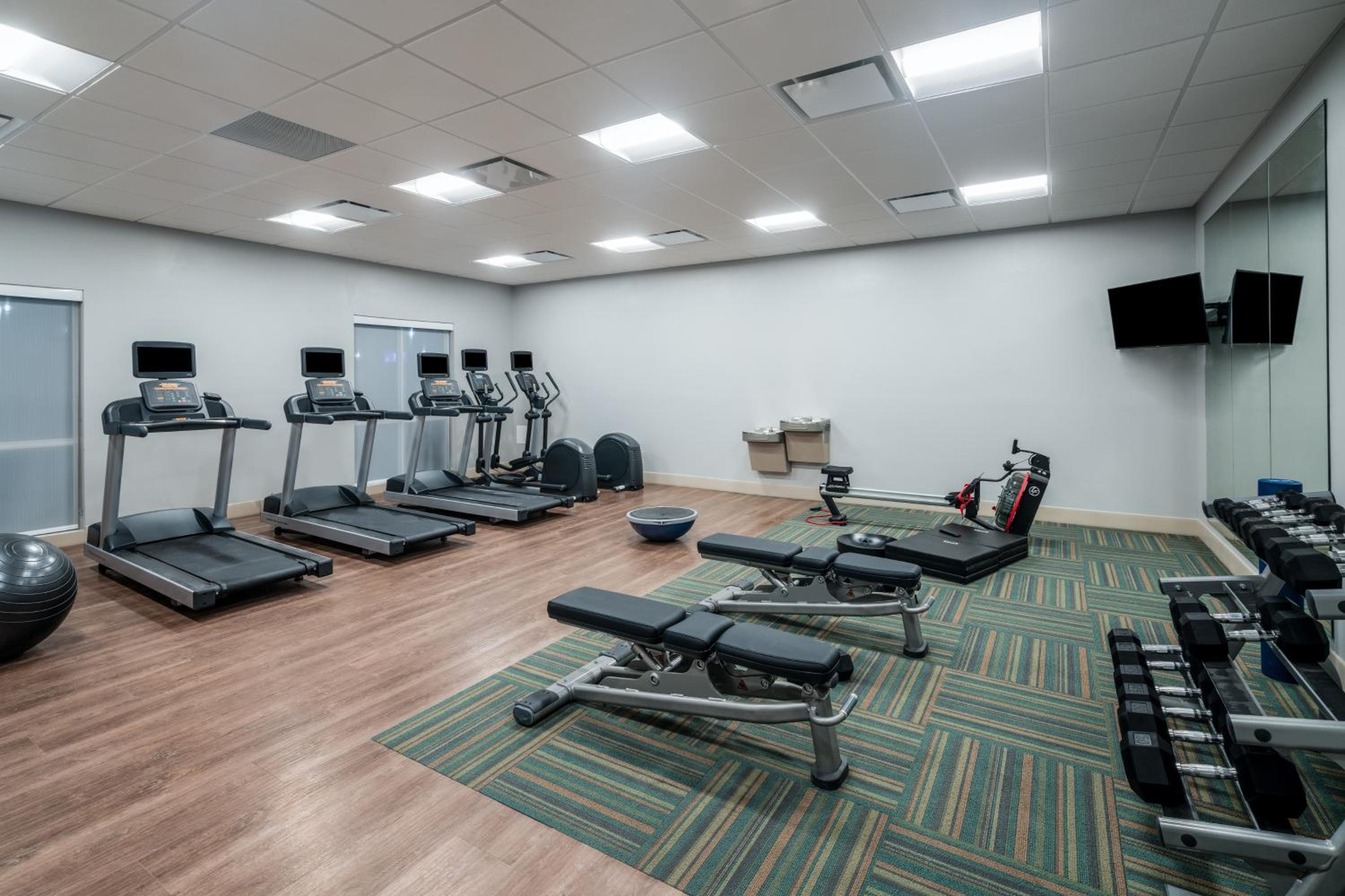 Holiday Inn Express & Suites St Peters by IHG - photo 117