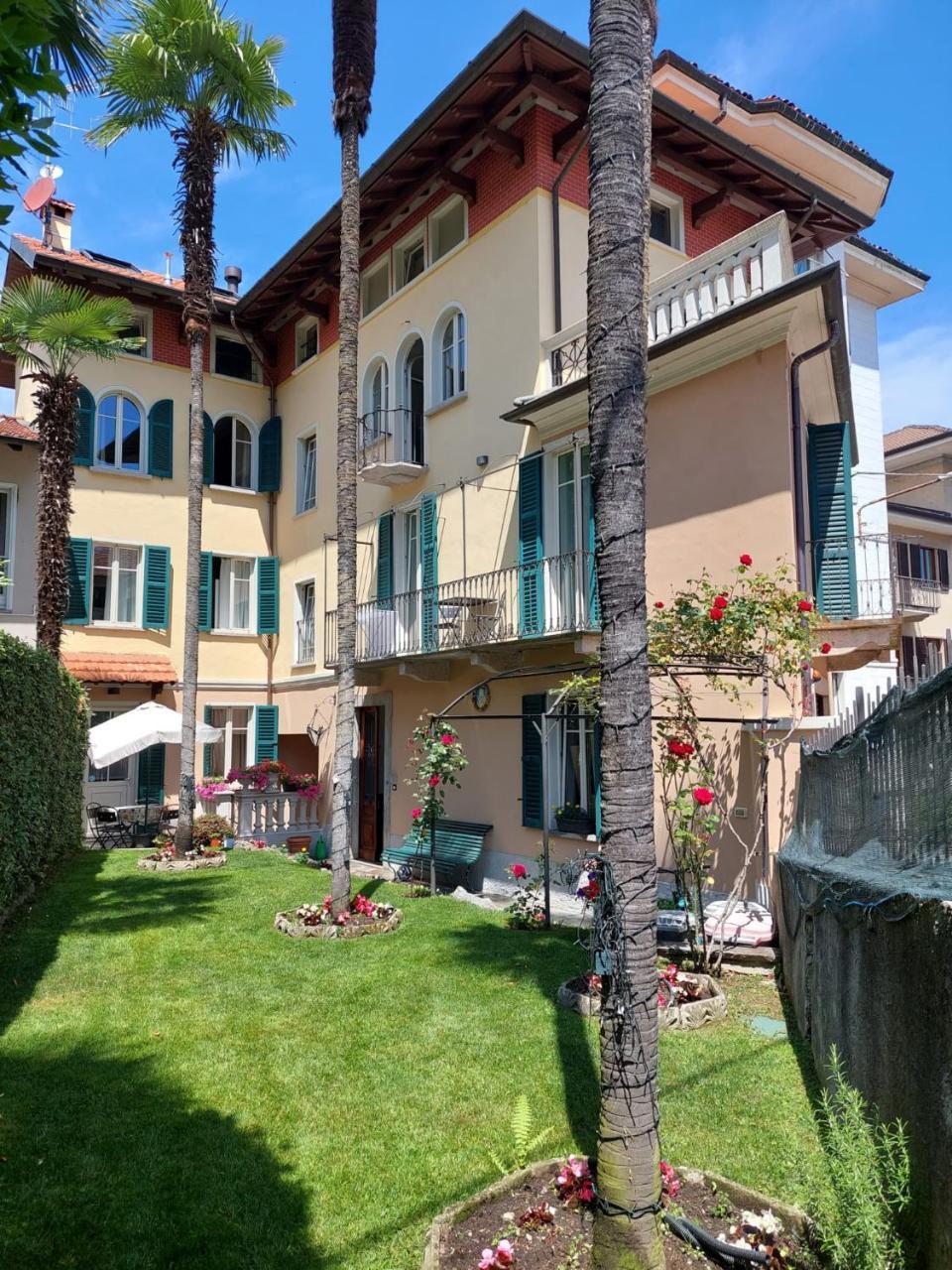 Casa Lari Stresa — 4-Star Luxury Hotel in Stresa, Italy