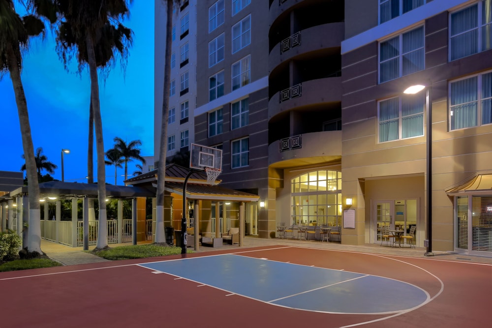 Staybridge Suites Miami Doral Area by IHG - photo 17