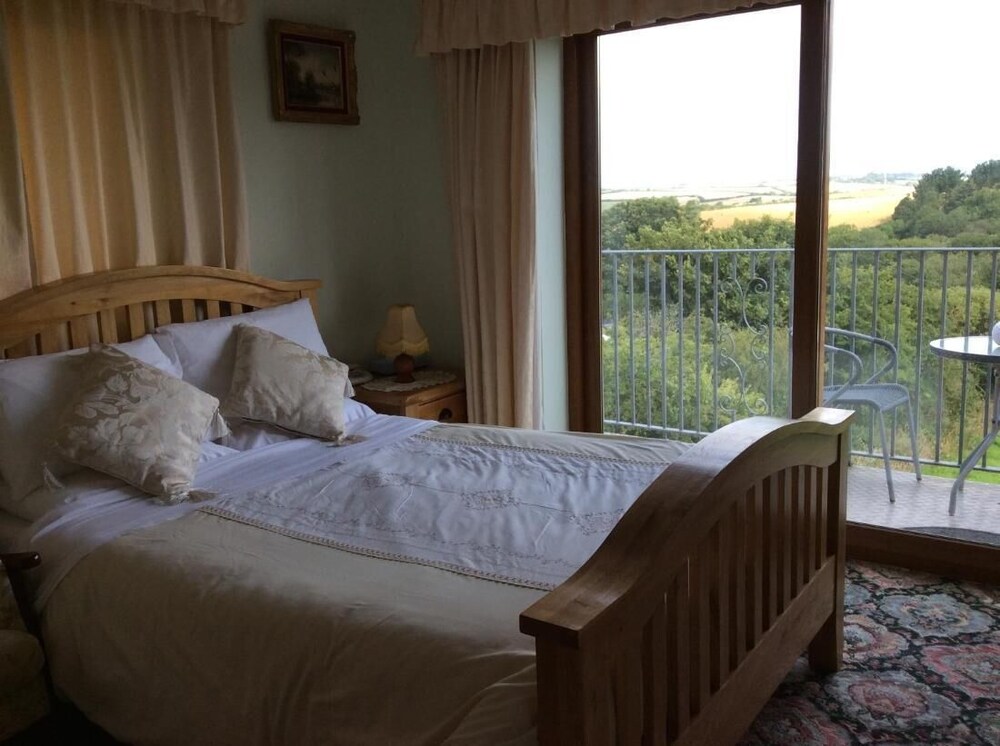Room orchard Manor Fore Street Nr Trur in Truro, United Kingdom