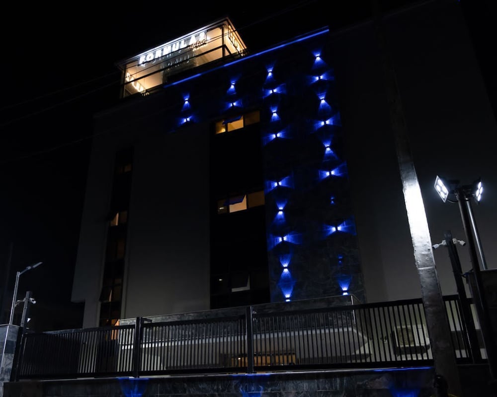 Formula 2 Hotel and Suites - last minute hotel in Lagos
