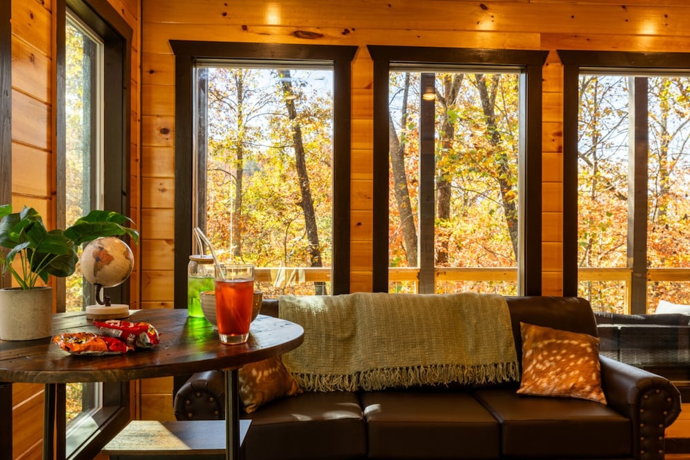 Mountain Majesty By Ghosal Luxury Lodging - photo 22