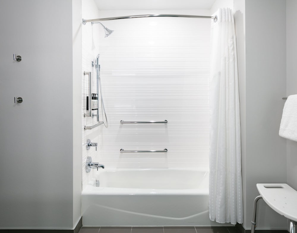 avid hotel Roseville Minneapolis North by IHG - photo 21