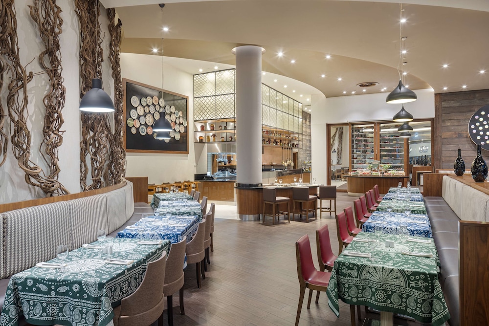 מזון ומשקאות