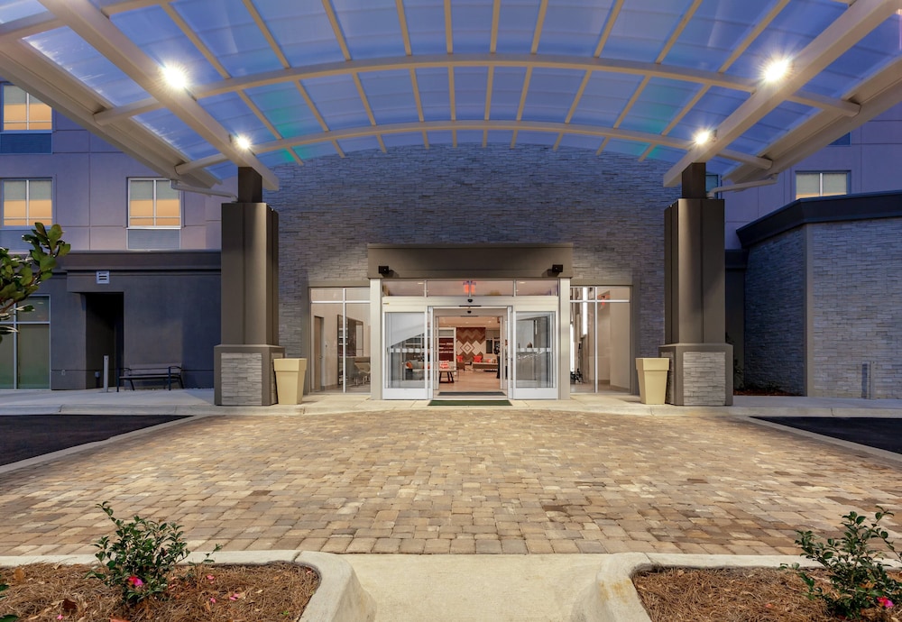 Holiday Inn Tallahassee E Capitol Univ by IHG - photo 33