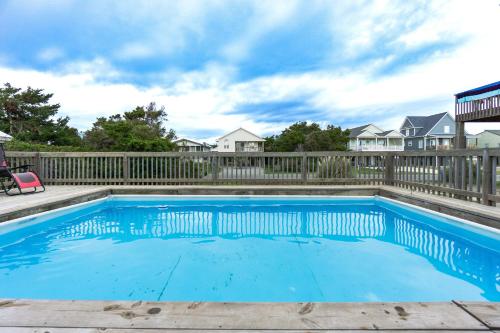 BeachyPeachyKeen by Oak Island Accommodations - photo 2