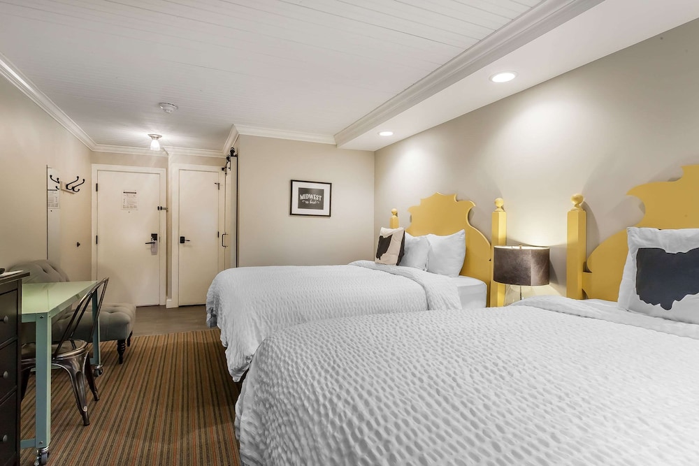 The Aurora Inn - photo 29