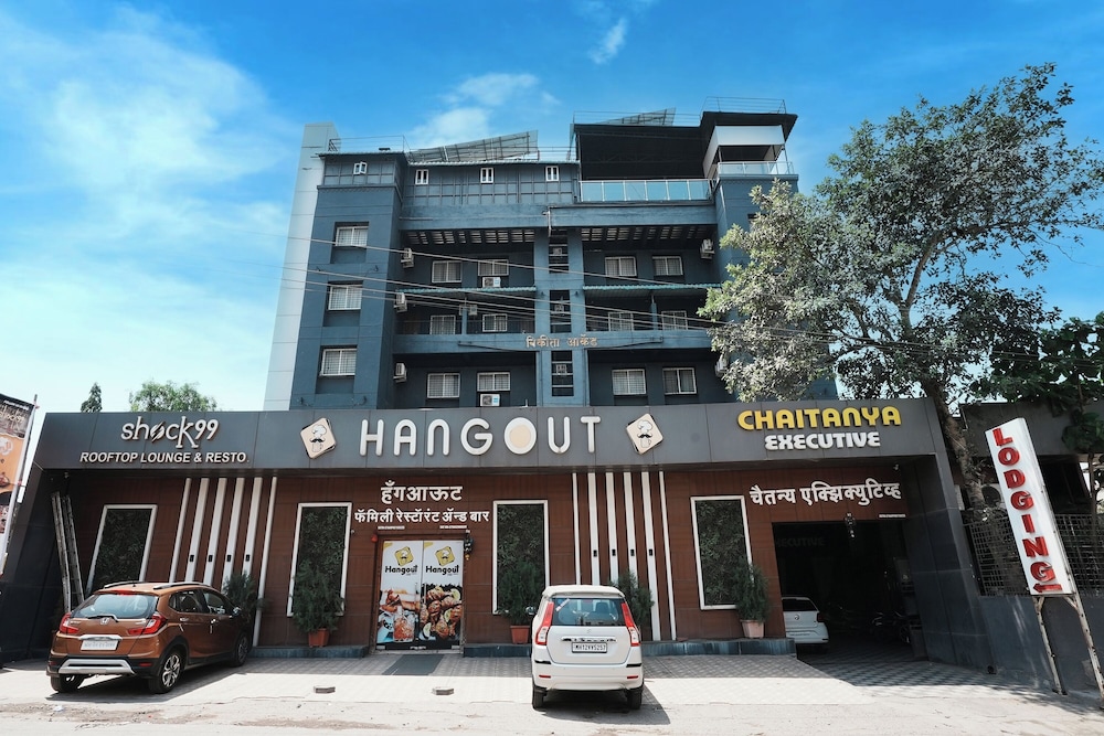 Hotel Hangout - last minute hotel in Pune