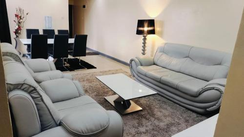 CJ Suites Executive 3Br and Dsq in Eldoret — 4-Star Luxury Hotel in Eldoret, Kenya
