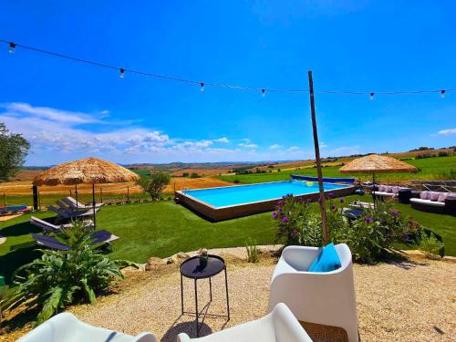 Casa Cingoli — 4-Star Luxury Hotel in Cingoli, Italy