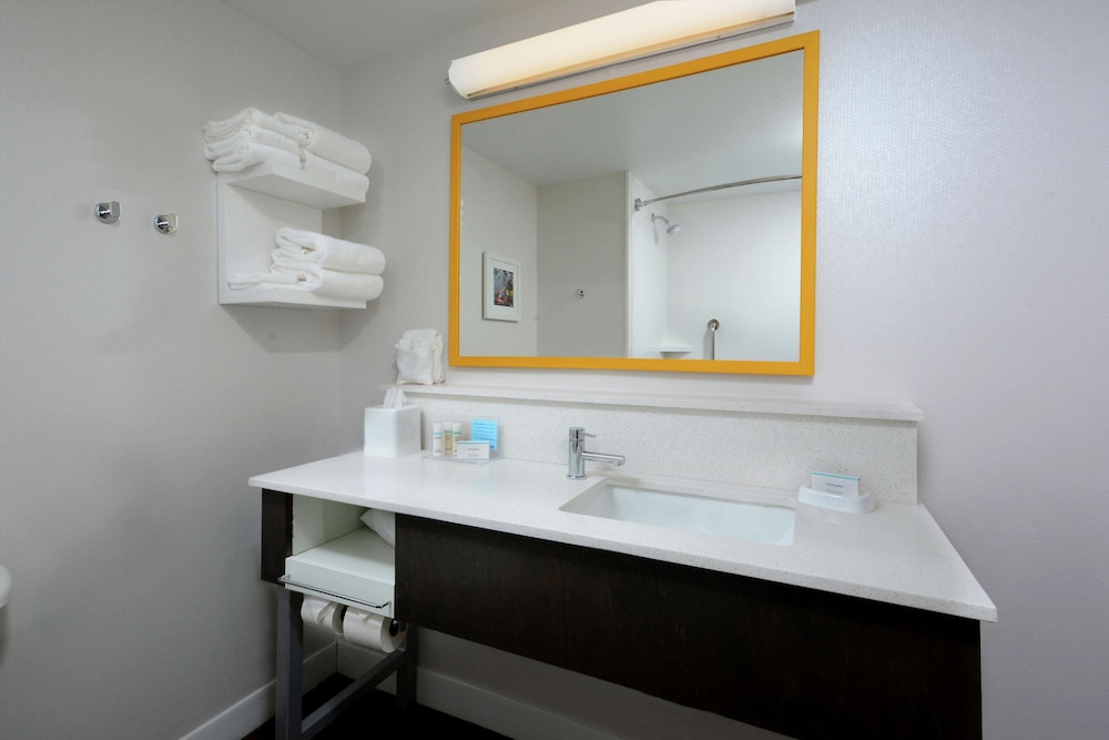 Hampton Inn & Suites Greenville Spartanburg I 85 SC - photo 35