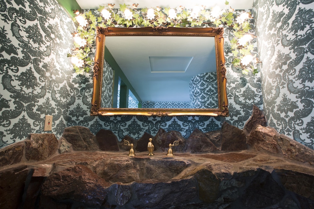 Madonna Inn - photo 219