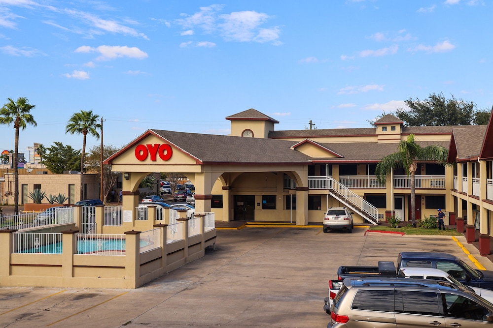OYO Hotel McAllen Airport South - photo 71