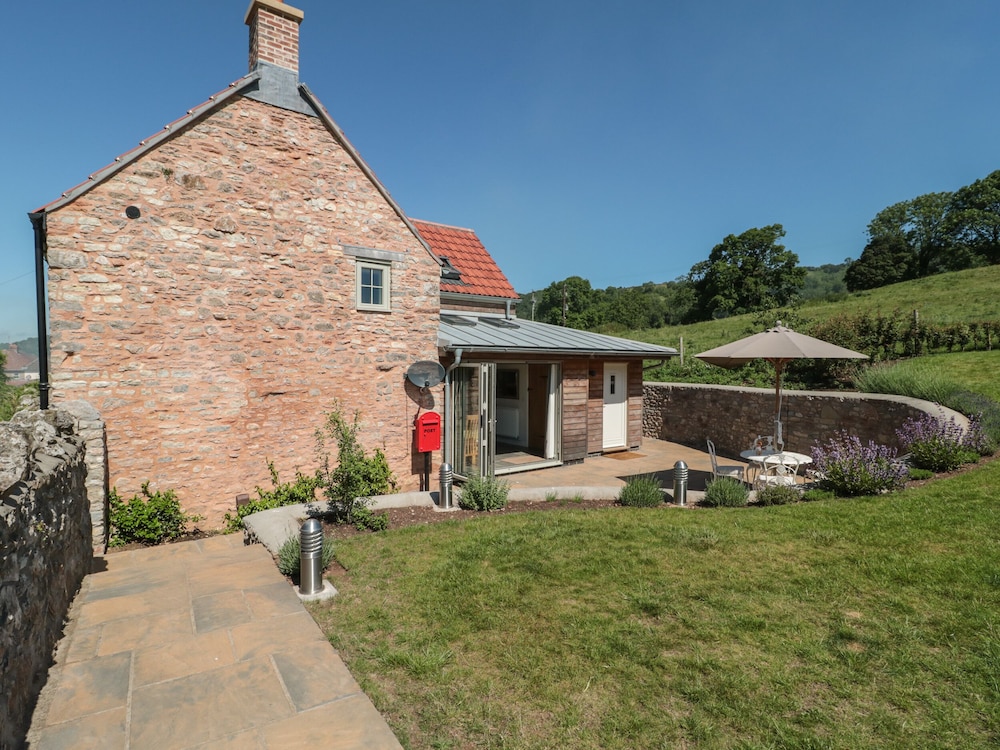 Lilac Cottage — 4-Star Luxury Hotel in Wells, United Kingdom