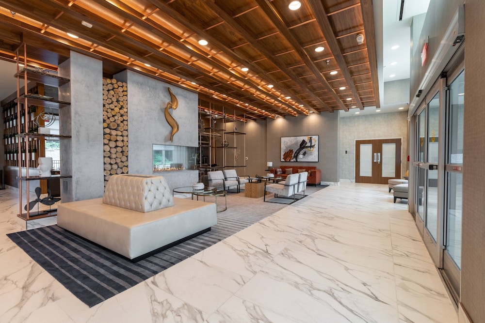 Delta Hotels by Marriott Raleigh Durham at Research Triangle Park - photo 2