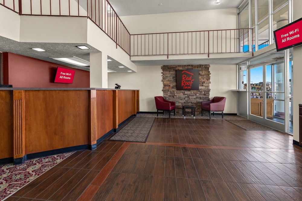 Red Roof Inn & Suites Cave City - photo 2