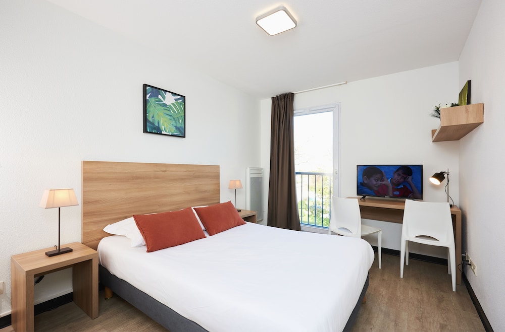 Teneo Apparthotel Talence Centre — Talence
