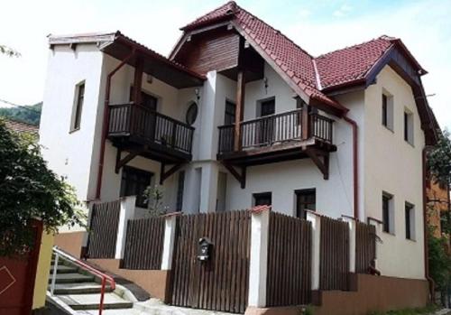 Casa Regal — 4-Star Luxury Hotel in Brasov, Romania