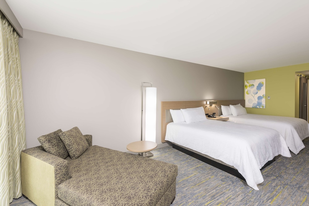 Hilton Garden Inn Grand Rapids East - photo 8