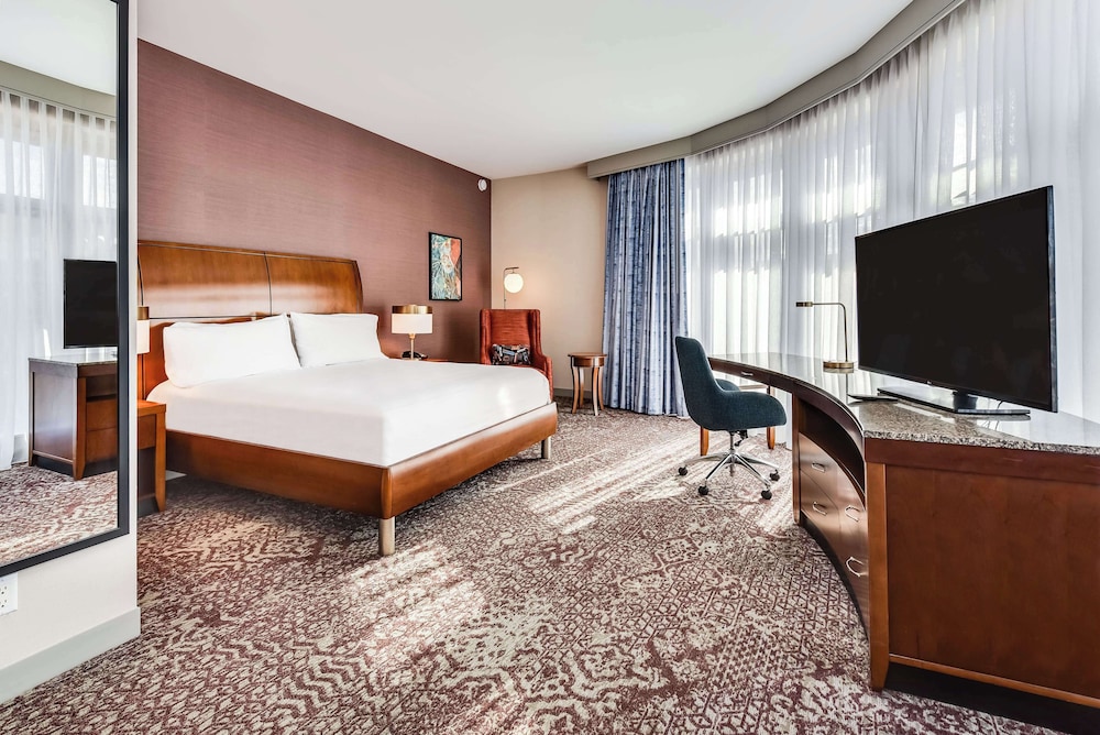 Hilton Garden Inn Alexandria Old Town National Harbor - photo 5