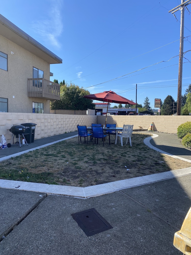 Auburn Motel - photo 31