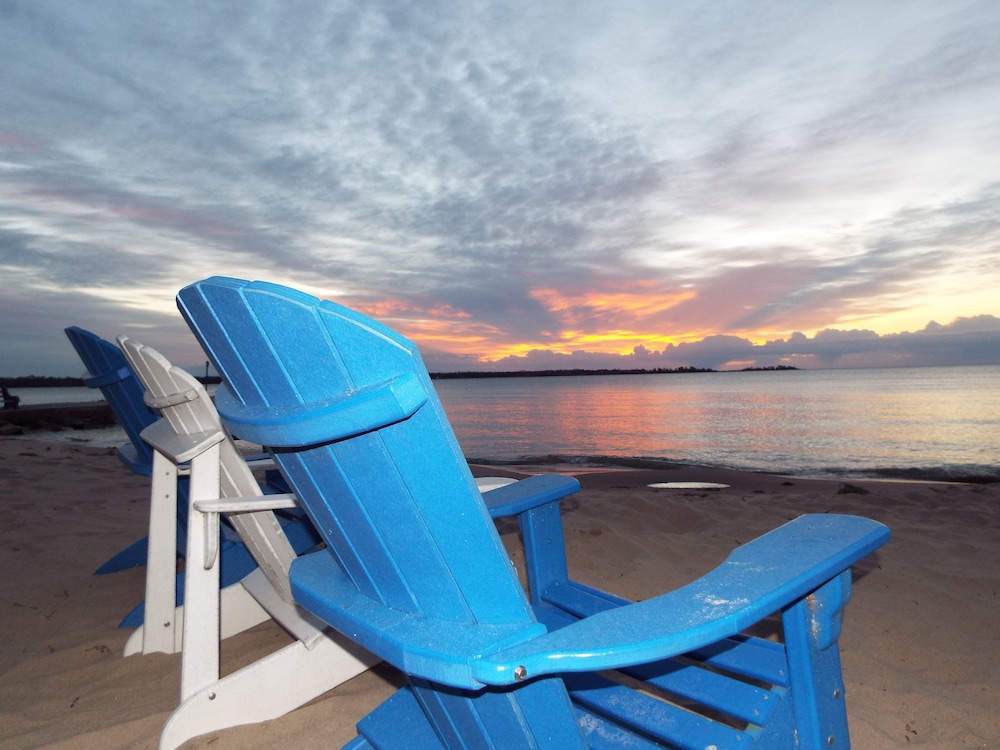 Beachfront Inn - photo 99