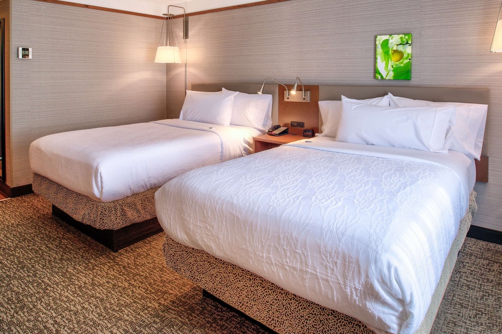 Hilton Garden Inn Detroit Southfield MI - photo 20