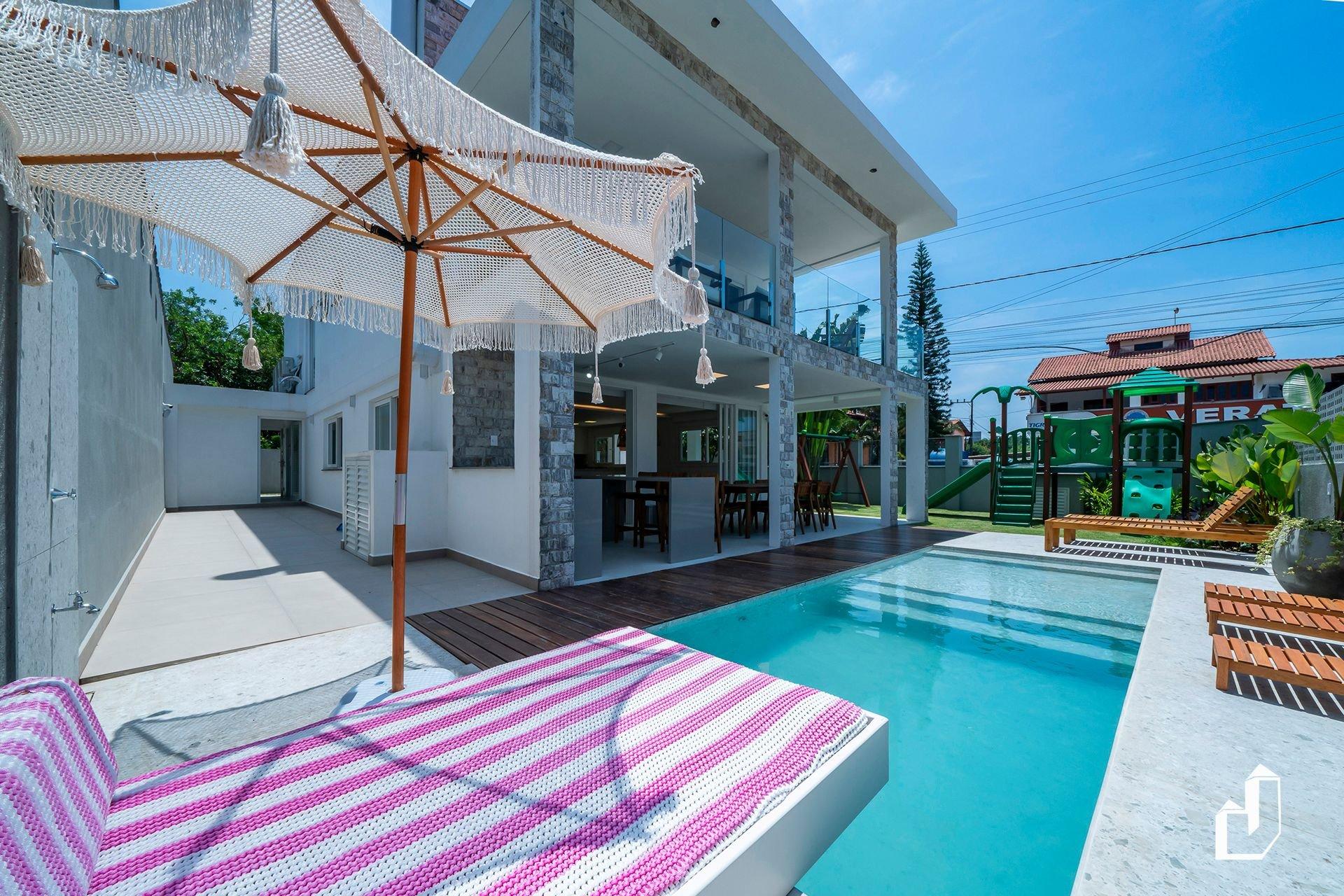 Casa com piscina diversão e conforto em família