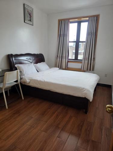 Best Cozy Room in Brooklyn with Amazing food in Brooklyn, United States