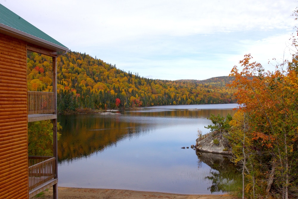 Auberge La Taniere A Tadoussac — hotel in Sacre-Coeur