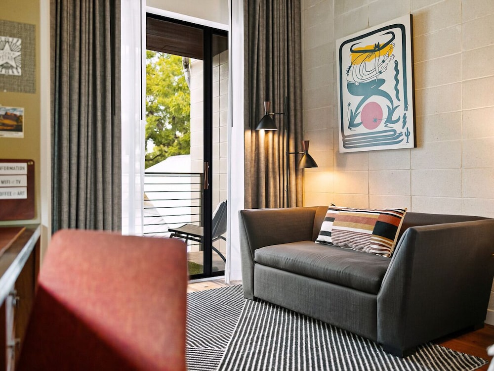Heywood Hotel - photo 34