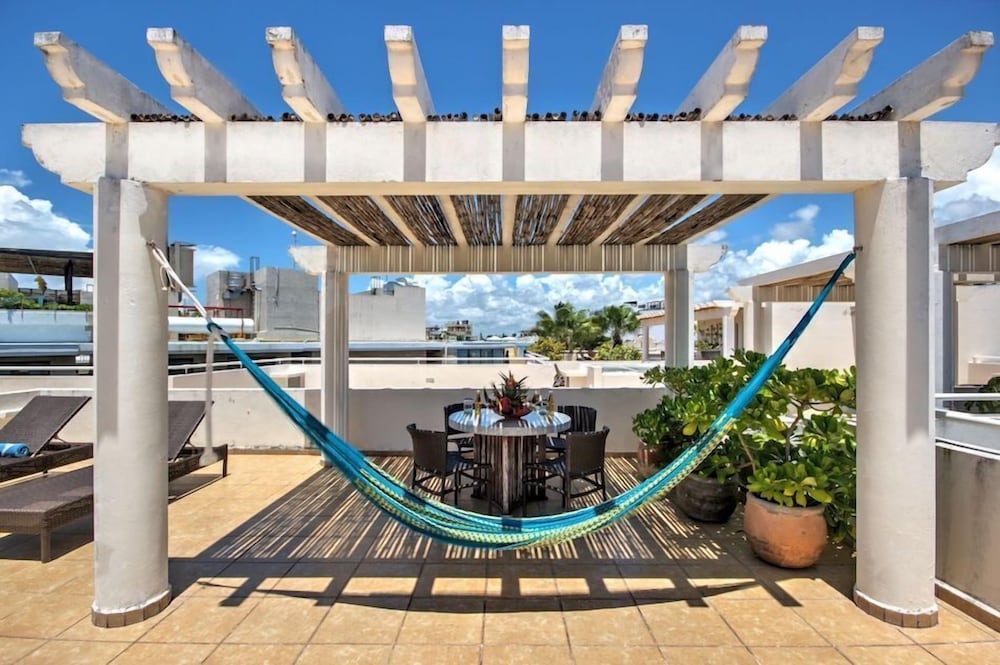 Riviera Maya Suites