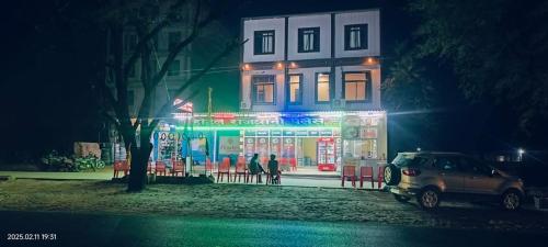 Hotel Rajdhani Palace in Sikar, India