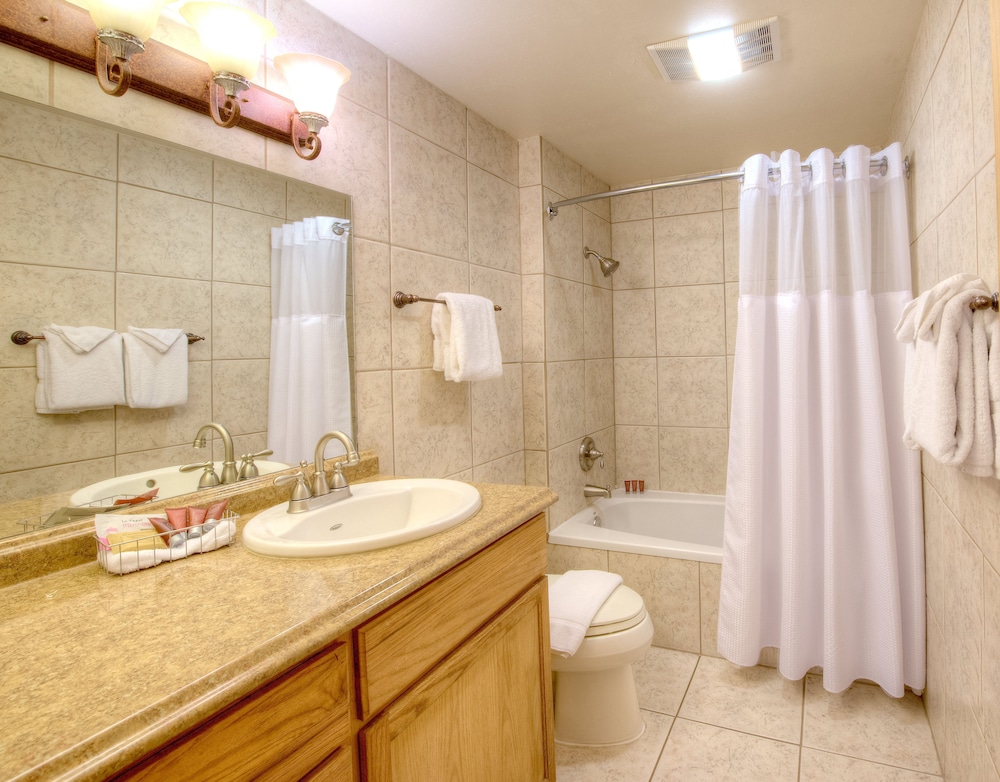 Elk Refuge Inn - photo 81