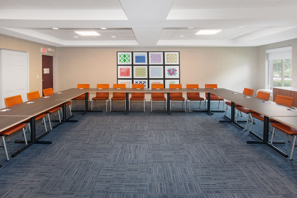 Holiday Inn Express Haskell Wayne Area by IHG - photo 36