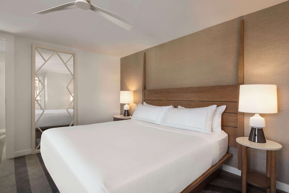 Hilton Cabana Miami Beach Resort - photo 23