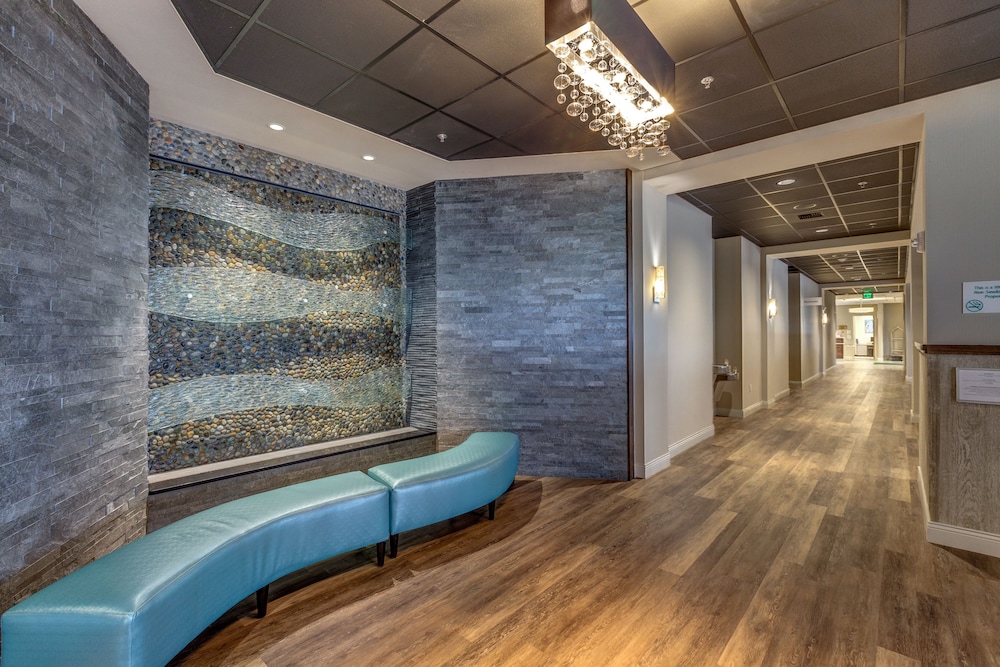 Holiday Inn & Suites Bellingham by IHG - photo 75